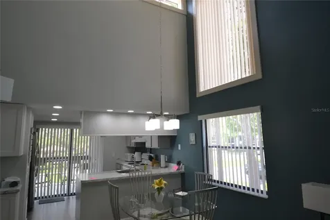 284 Woodlake Wynde Oldsmar FL 34677