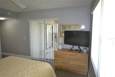 284 Woodlake Wynde Oldsmar FL 34677