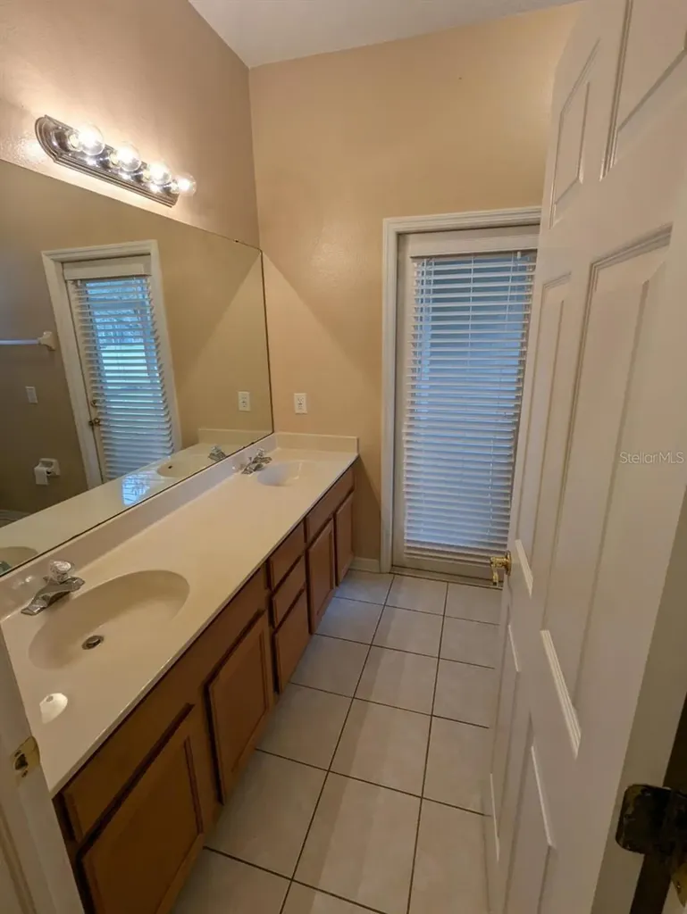 8336 Torrington Avenue Tampa FL 33647