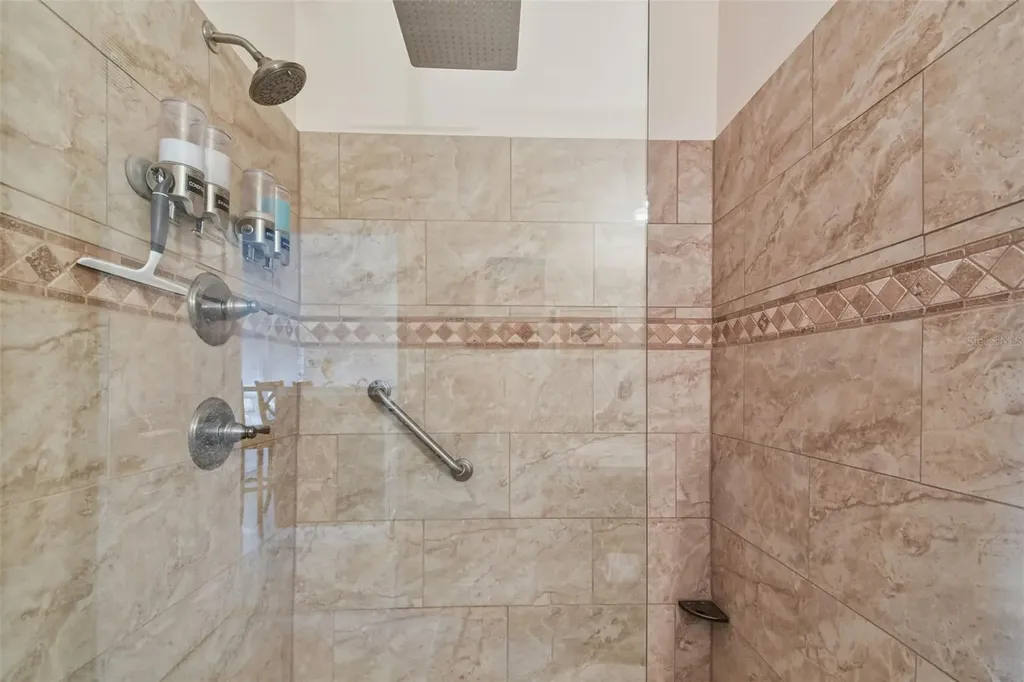 10764 70th Avenue Seminole FL 33772