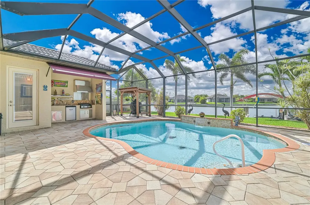506 SE 24th Street Cape Coral FL 33990