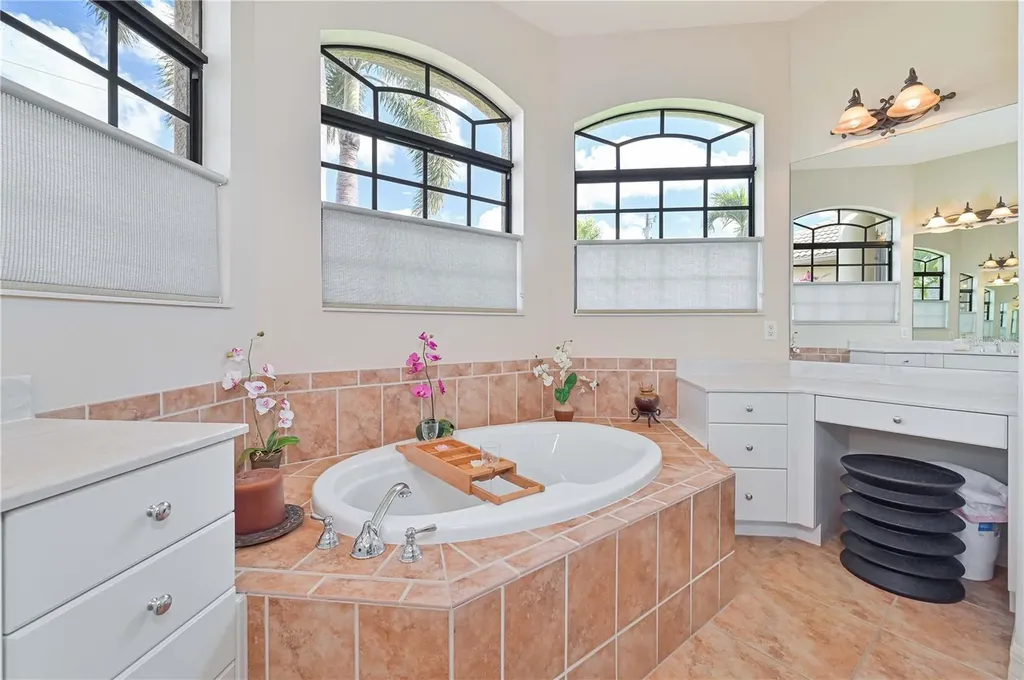 506 SE 24th Street Cape Coral FL 33990