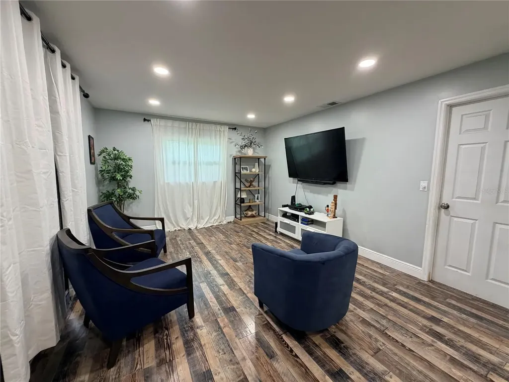 663 Mosquero Avenue Deltona FL 32738