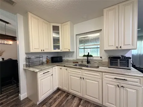 663 Mosquero Avenue Deltona FL 32738