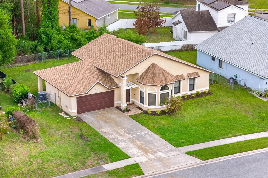 806 Vermont Woods Lane Orlando FL 32824