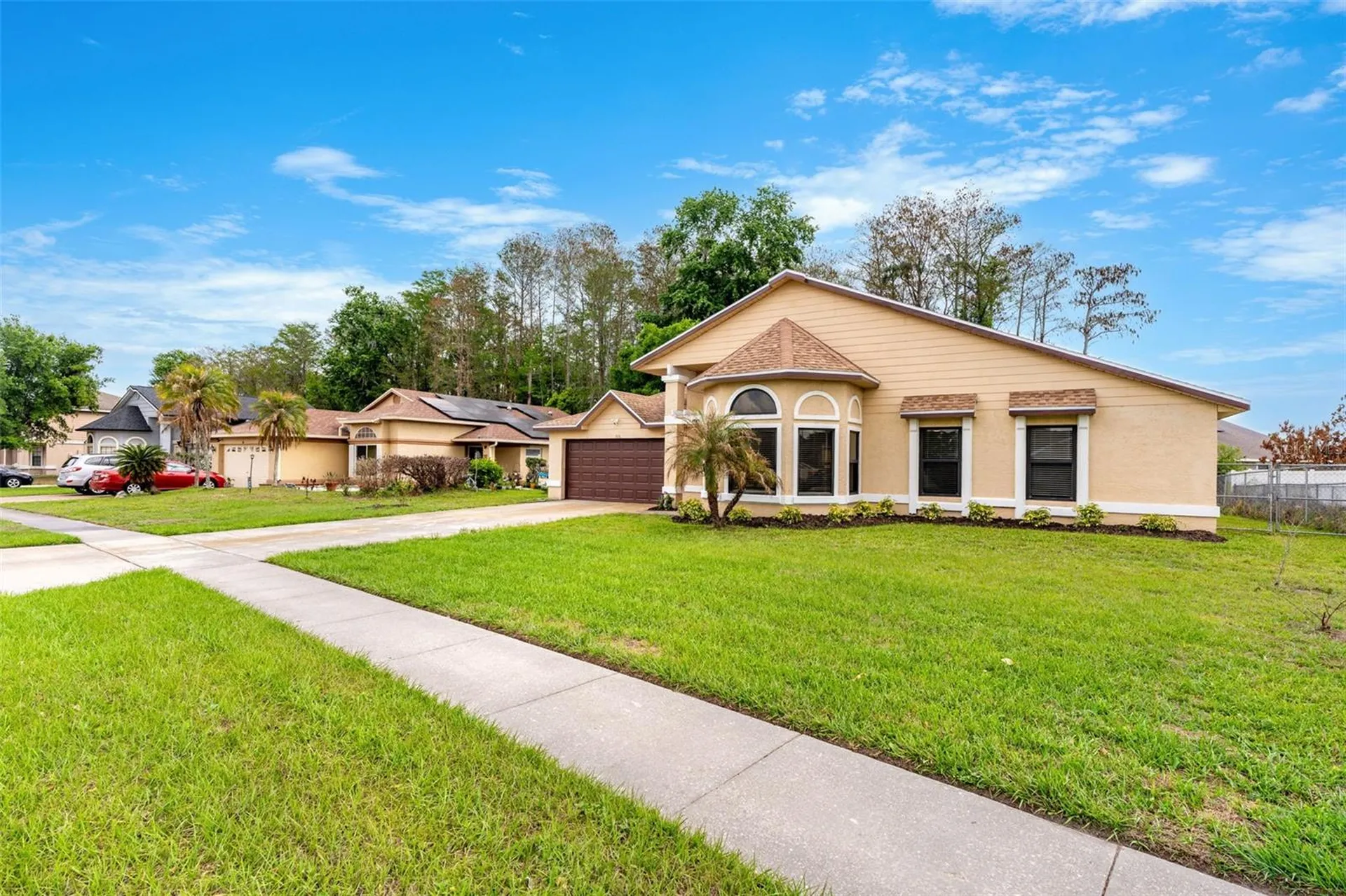 806 Vermont Woods Lane Orlando FL 32824