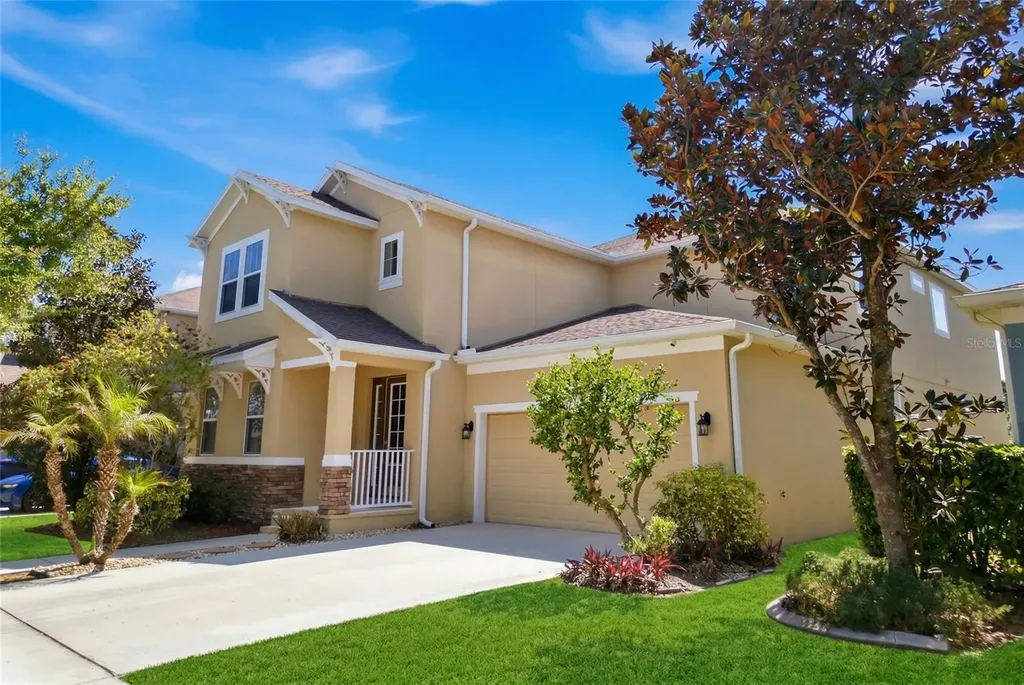 6818 Goldflower Avenue Harmony FL 34773