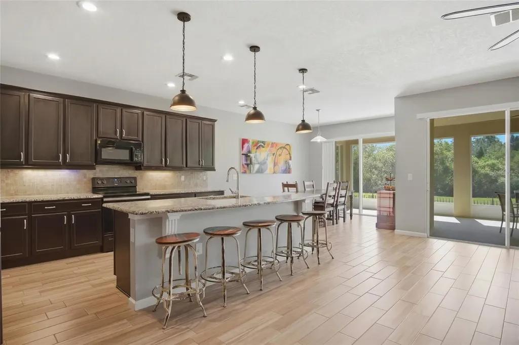 6818 Goldflower Avenue Harmony FL 34773
