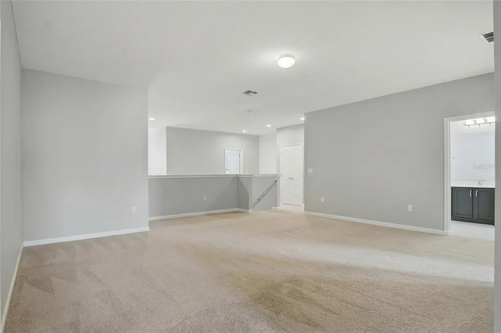6818 Goldflower Avenue Harmony FL 34773