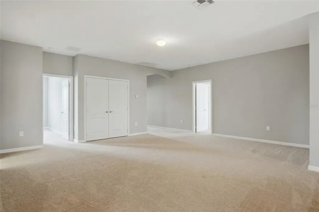 6818 Goldflower Avenue Harmony FL 34773