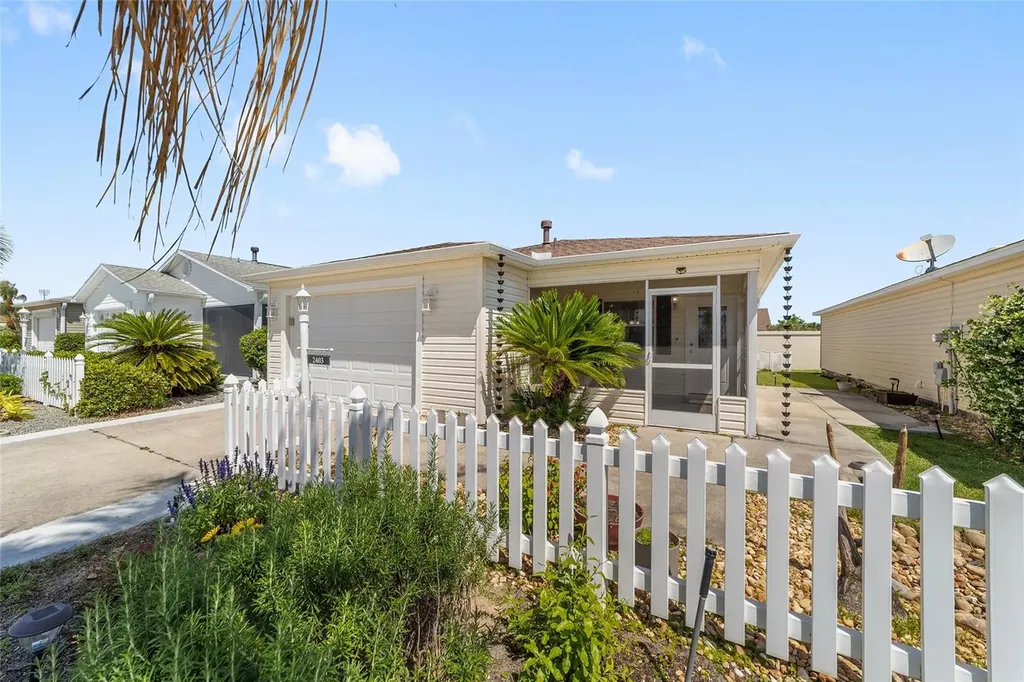 2403 Baton Place The Villages FL 32162