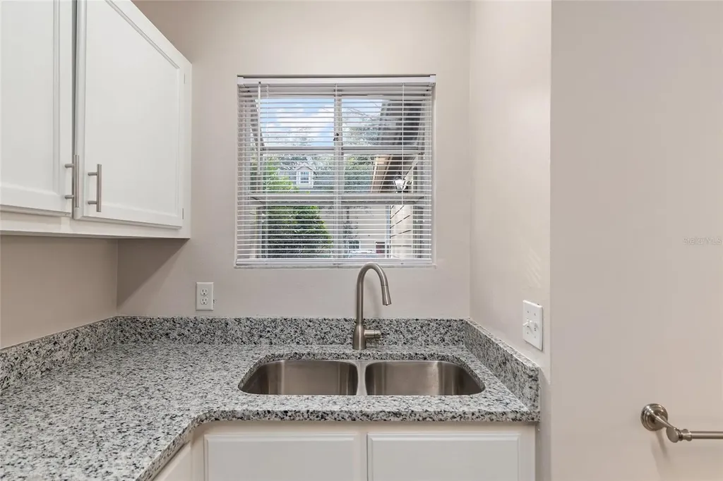 9755 SW 52nd Road Gainesville FL 32608