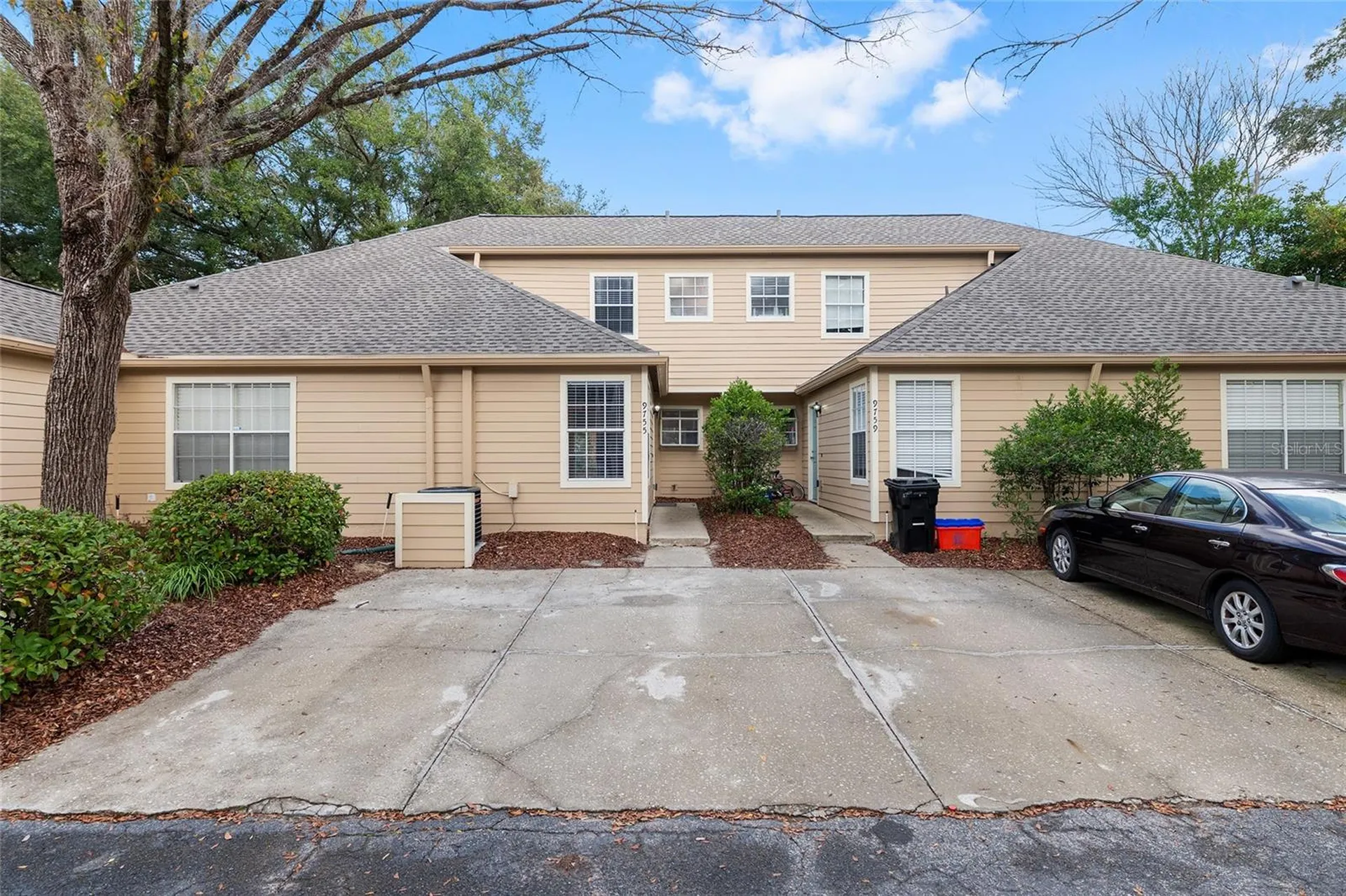 9755 SW 52nd Road Gainesville FL 32608