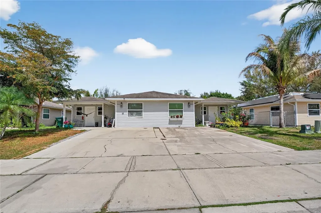1813 Lincoln Avenue Immokalee FL 34142