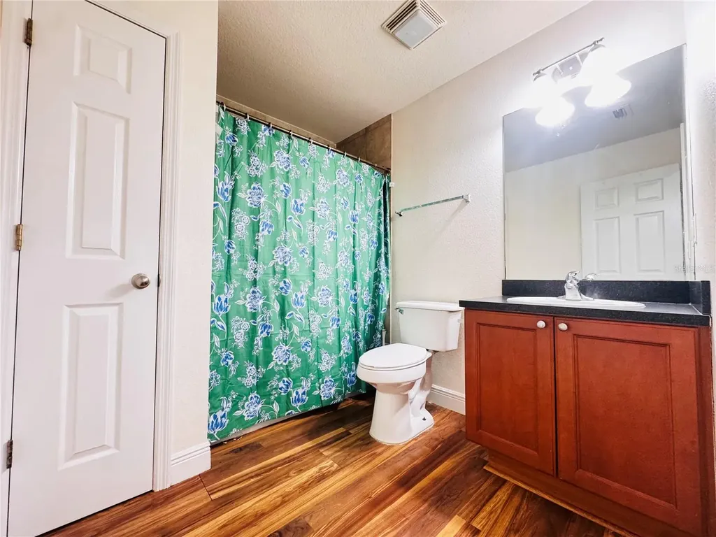 155 Pearl Lake Causeway Altamonte Springs FL 32714