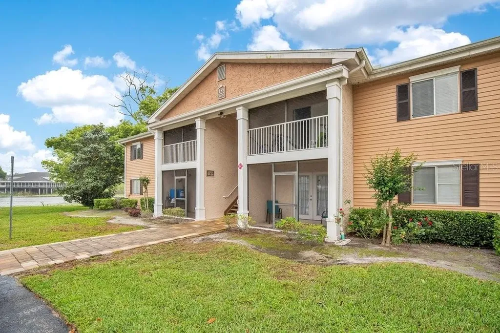 155 Pearl Lake Causeway Altamonte Springs FL 32714