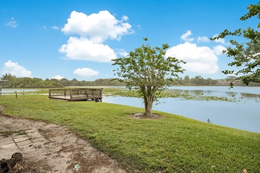 155 Pearl Lake Causeway Altamonte Springs FL 32714