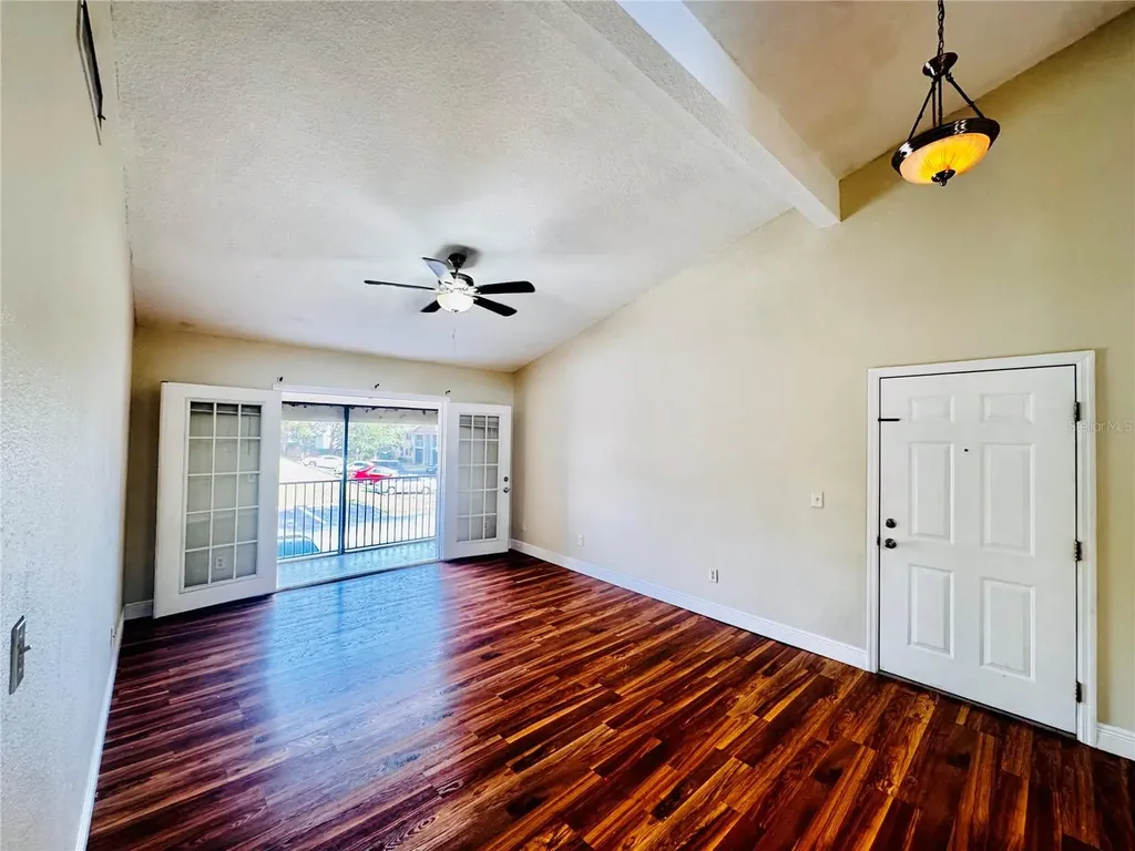 155 Pearl Lake Causeway Altamonte Springs FL 32714
