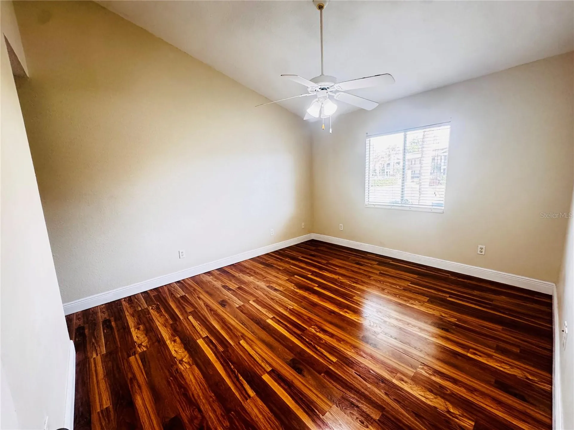 155 Pearl Lake Causeway Altamonte Springs FL 32714