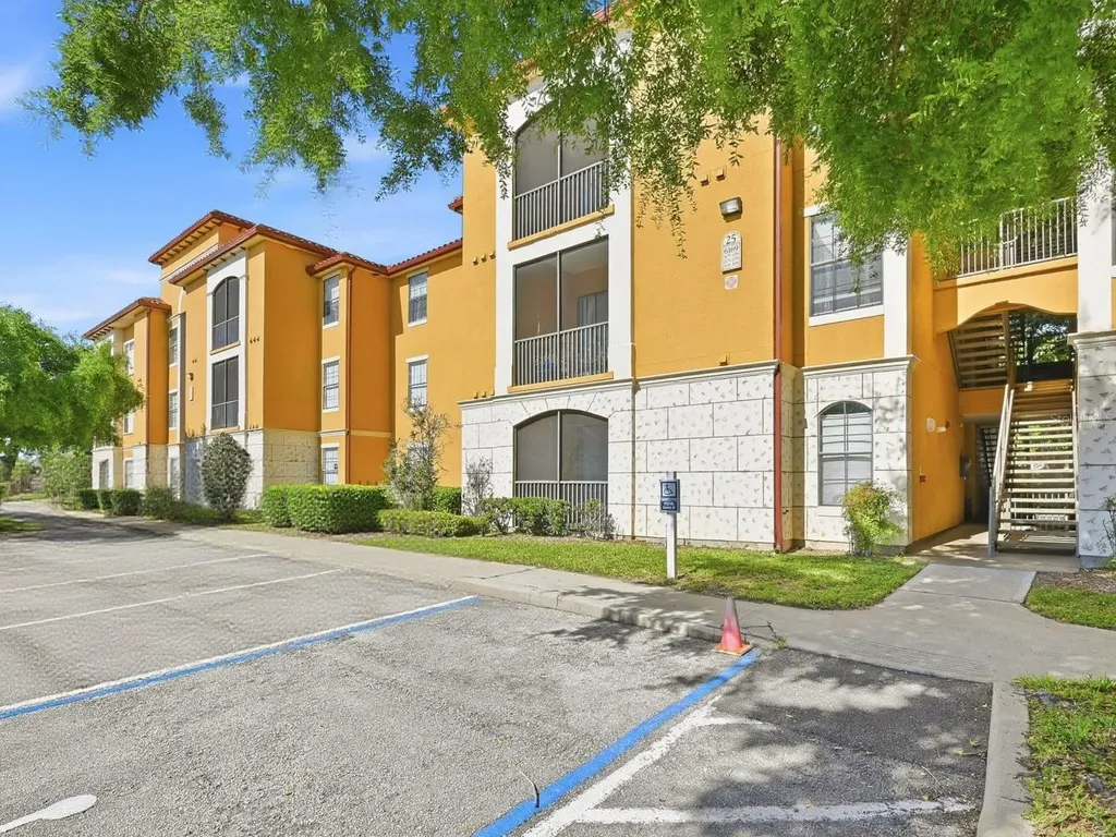 6169 Metrowest Boulevard Orlando FL 32835