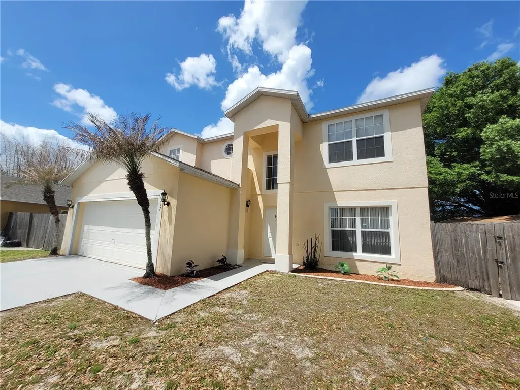317 Azincourt Lane Kissimmee FL 34759
