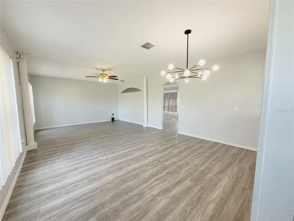 317 Azincourt Lane Kissimmee FL 34759