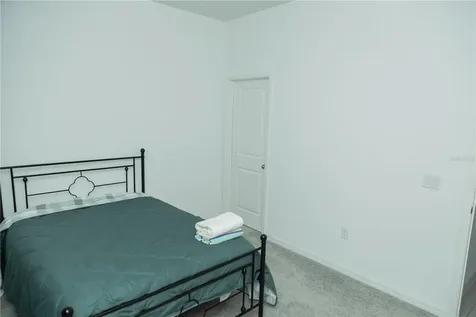 661 Crown Rose Drive Eagle Lake FL 33839