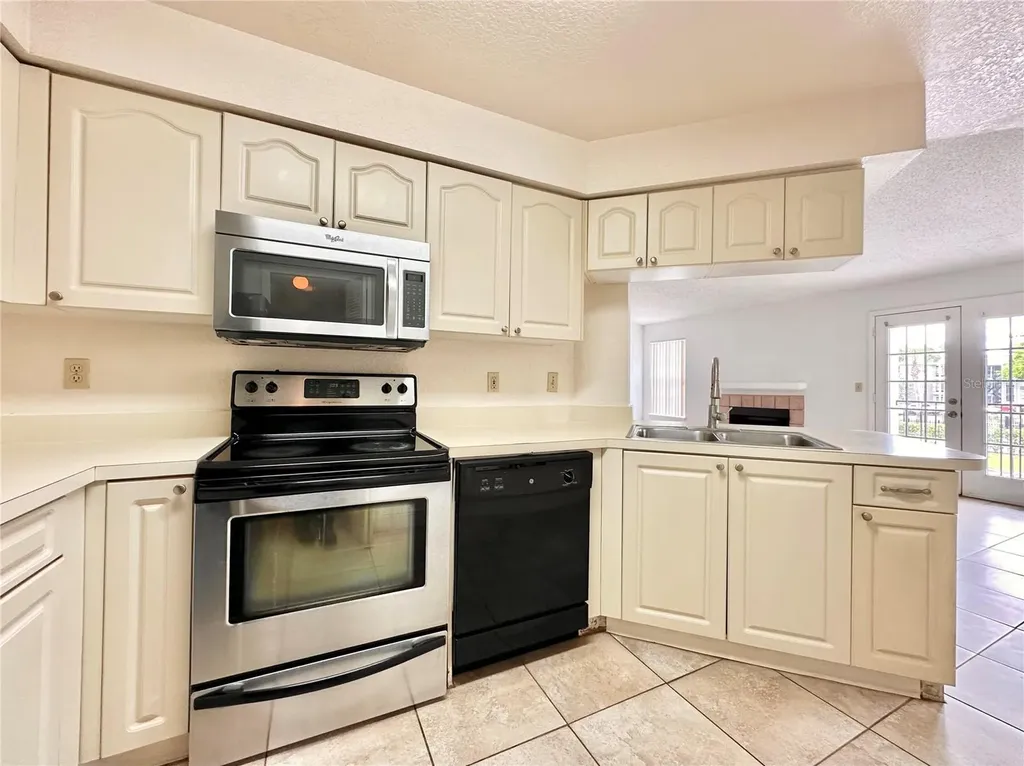 2550 N Alafaya Trail Orlando FL 32826