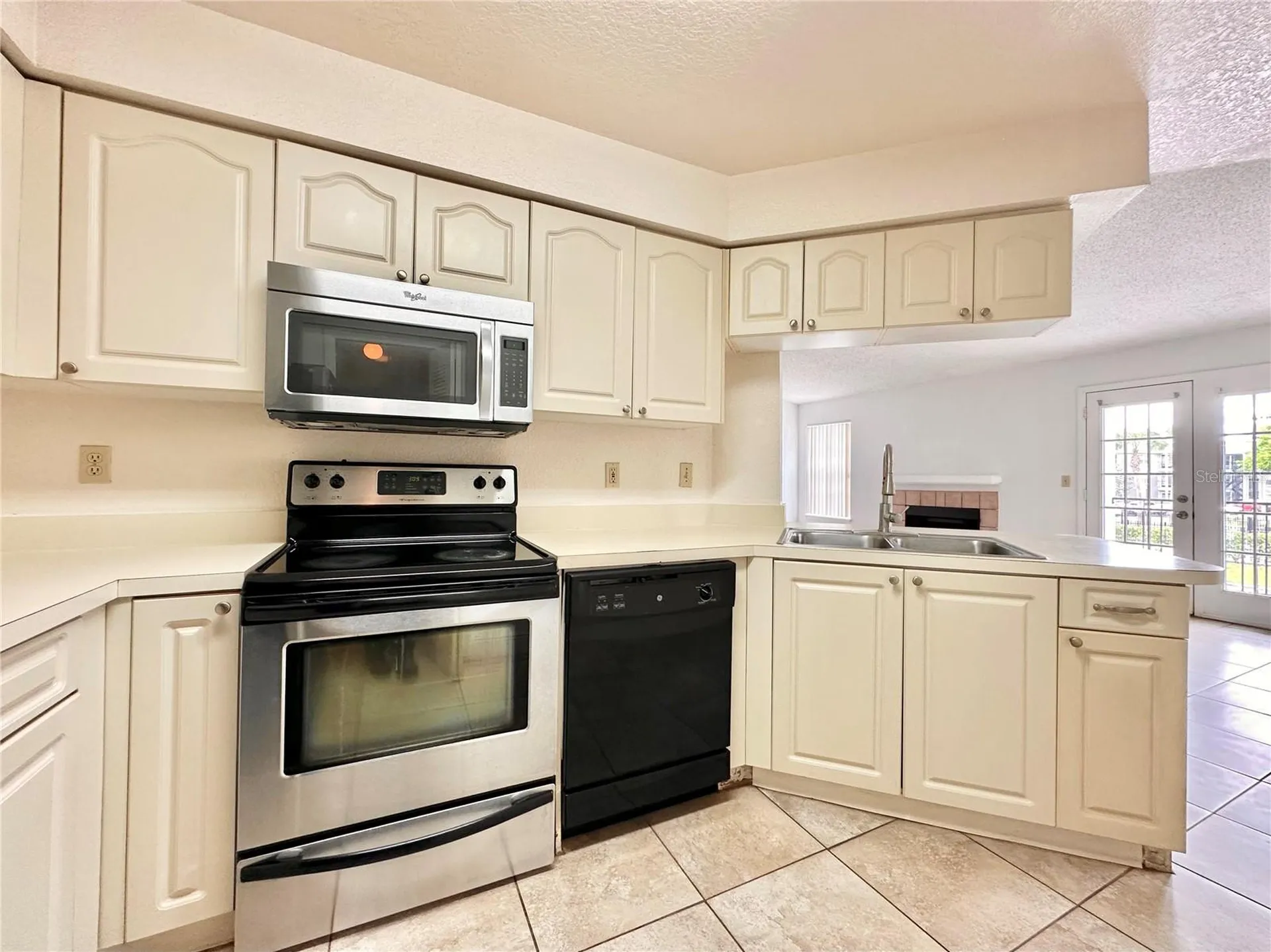 2550 N Alafaya Trail Orlando FL 32826