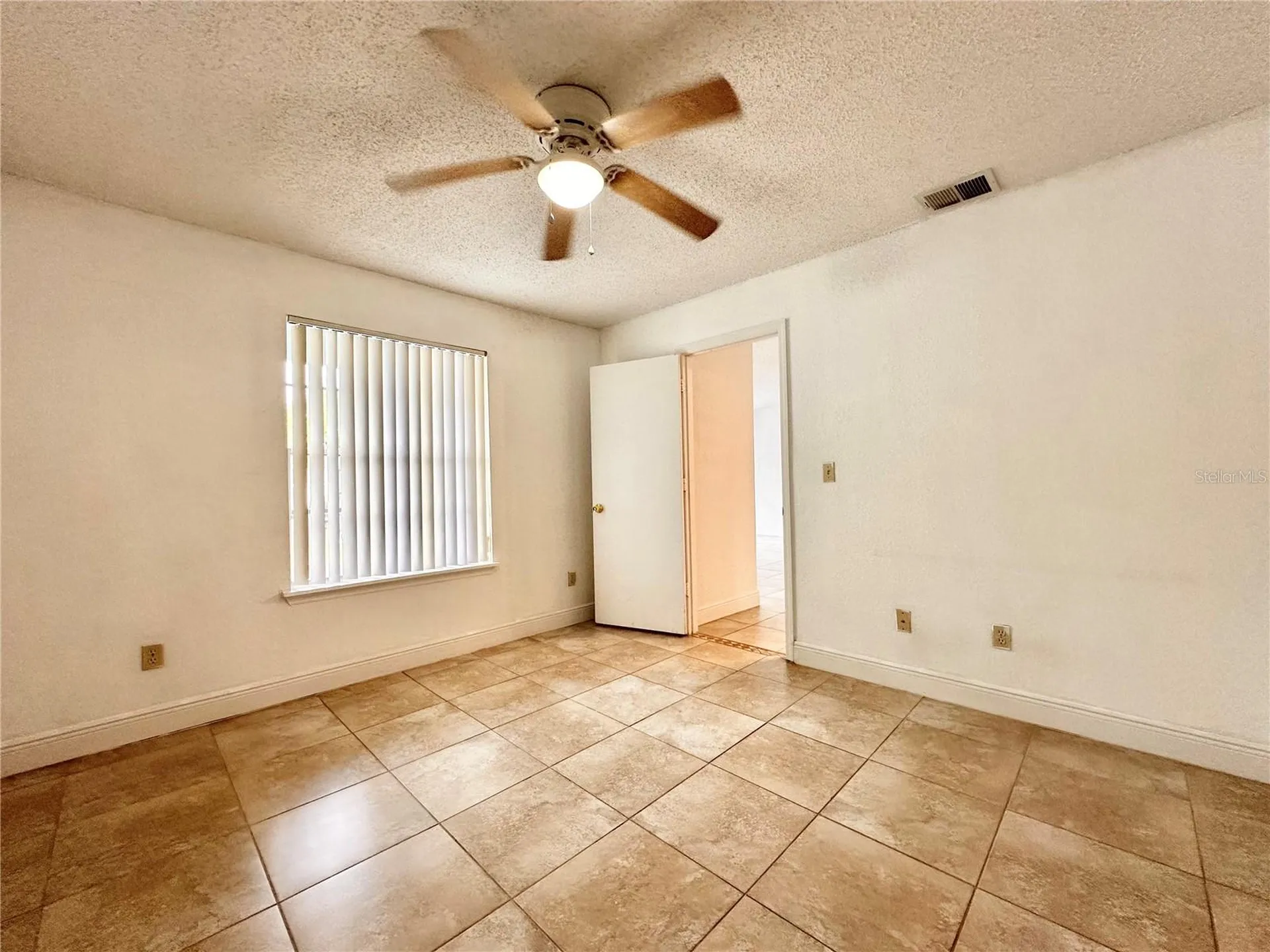 2550 N Alafaya Trail Orlando FL 32826
