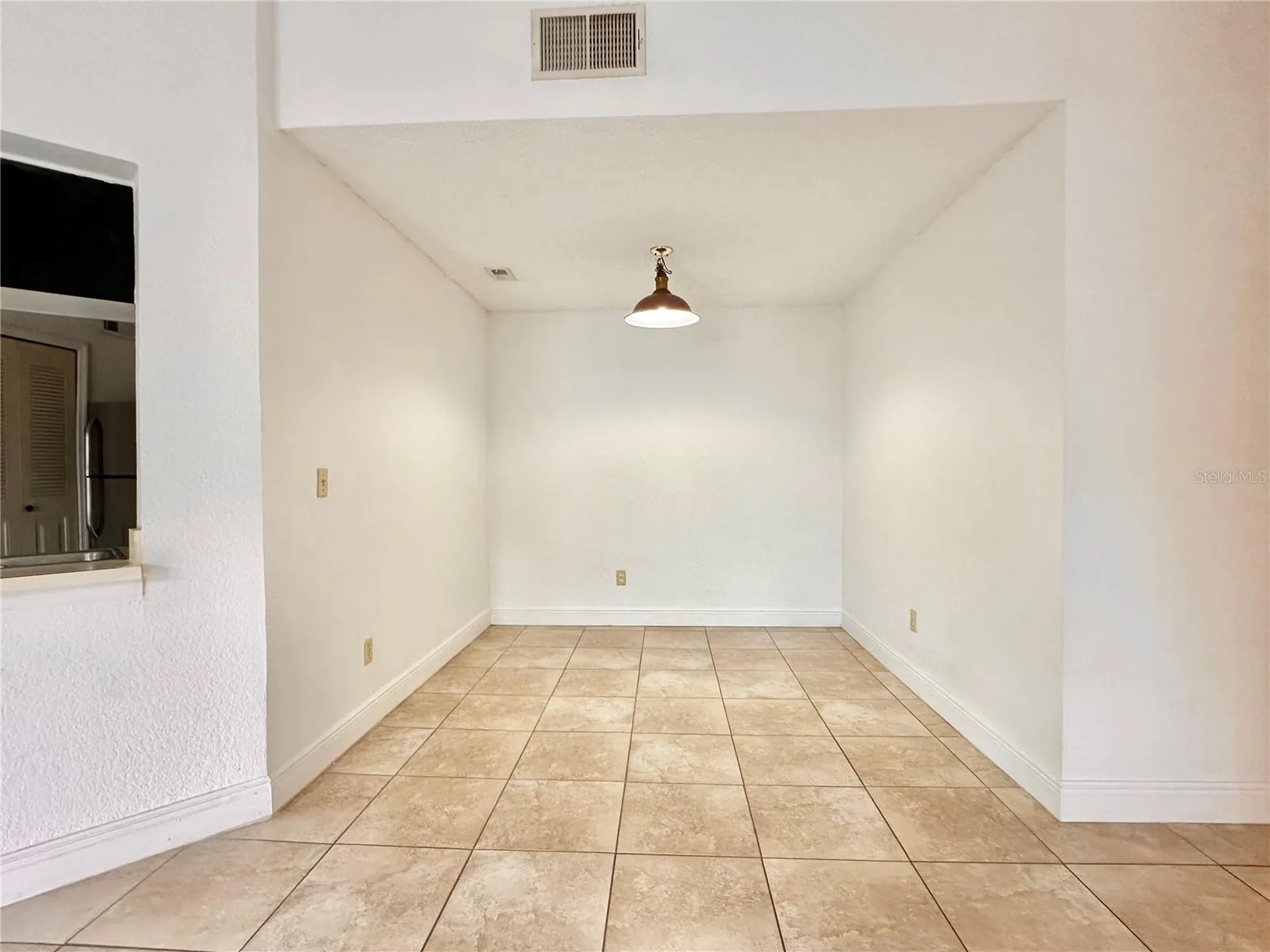 2550 N Alafaya Trail Orlando FL 32826