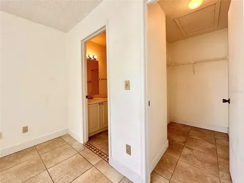 2550 N Alafaya Trail Orlando FL 32826