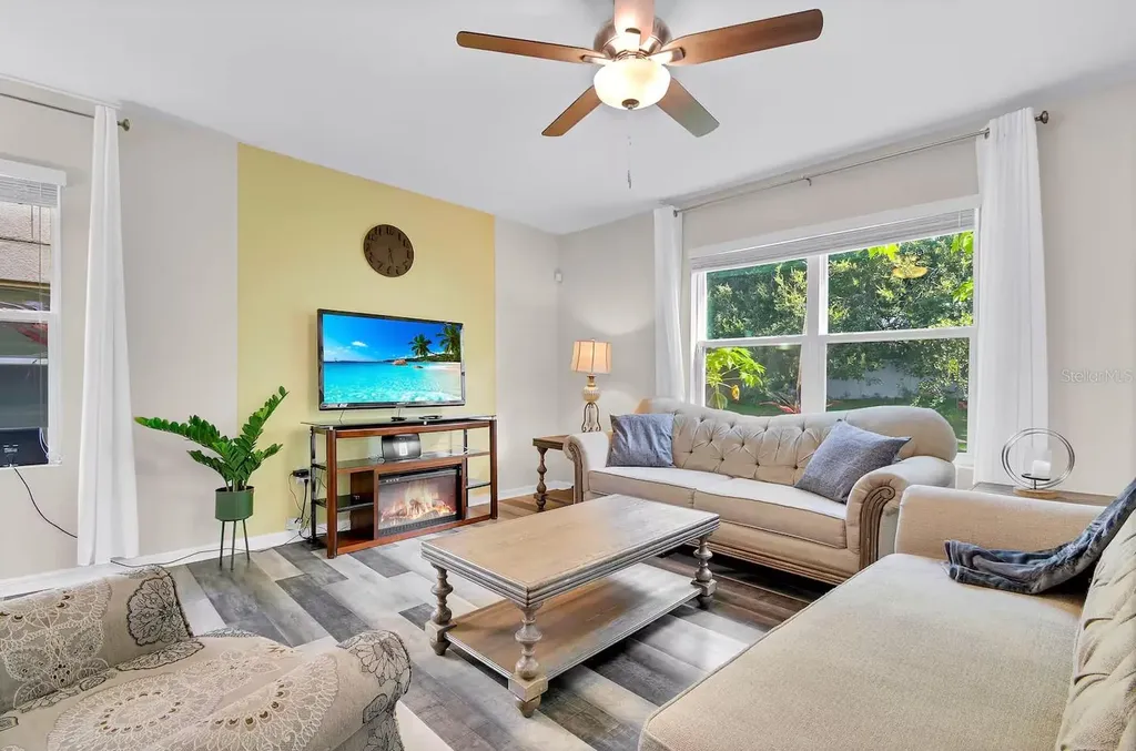 10108 Hawk Storm Avenue Tampa FL 33610