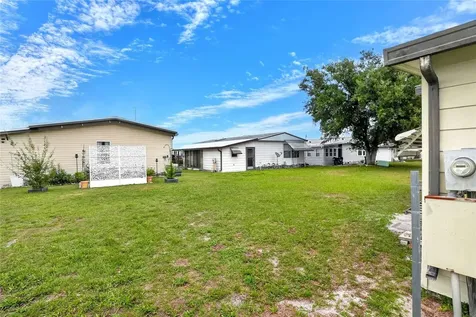 6473 Peppertree Path NE Winter Haven FL 33881