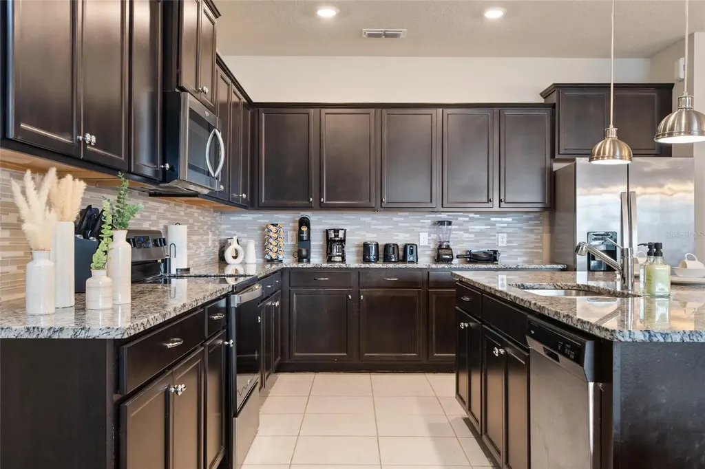 4361 Lana Avenue Davenport FL 33897