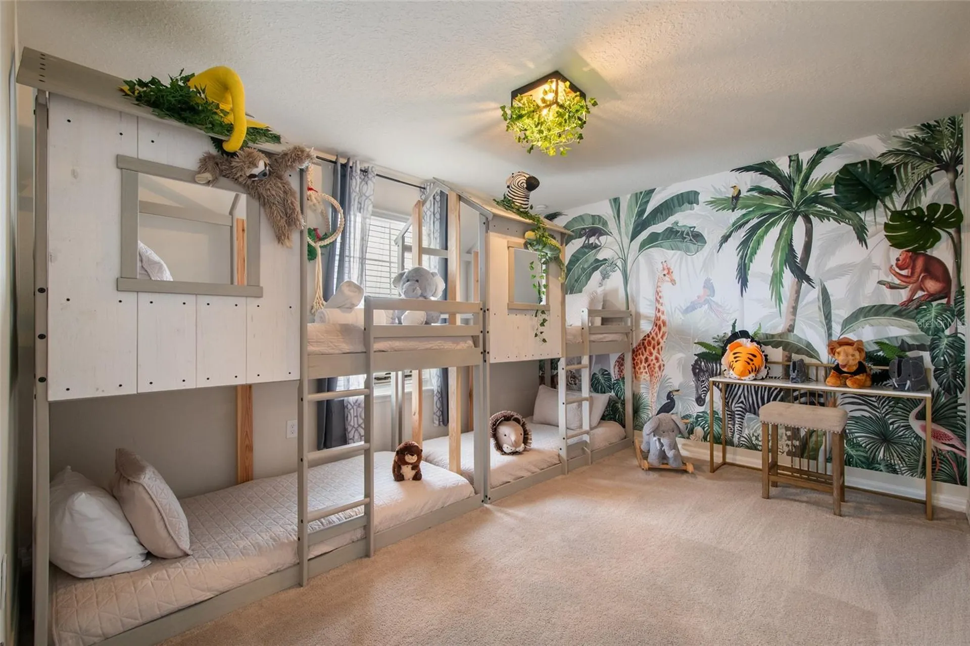 4361 Lana Avenue Davenport FL 33897