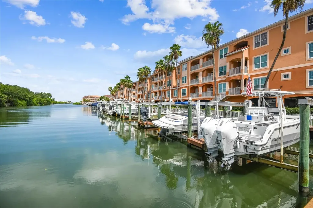 5000 Culbreath Key Way Tampa FL 33611