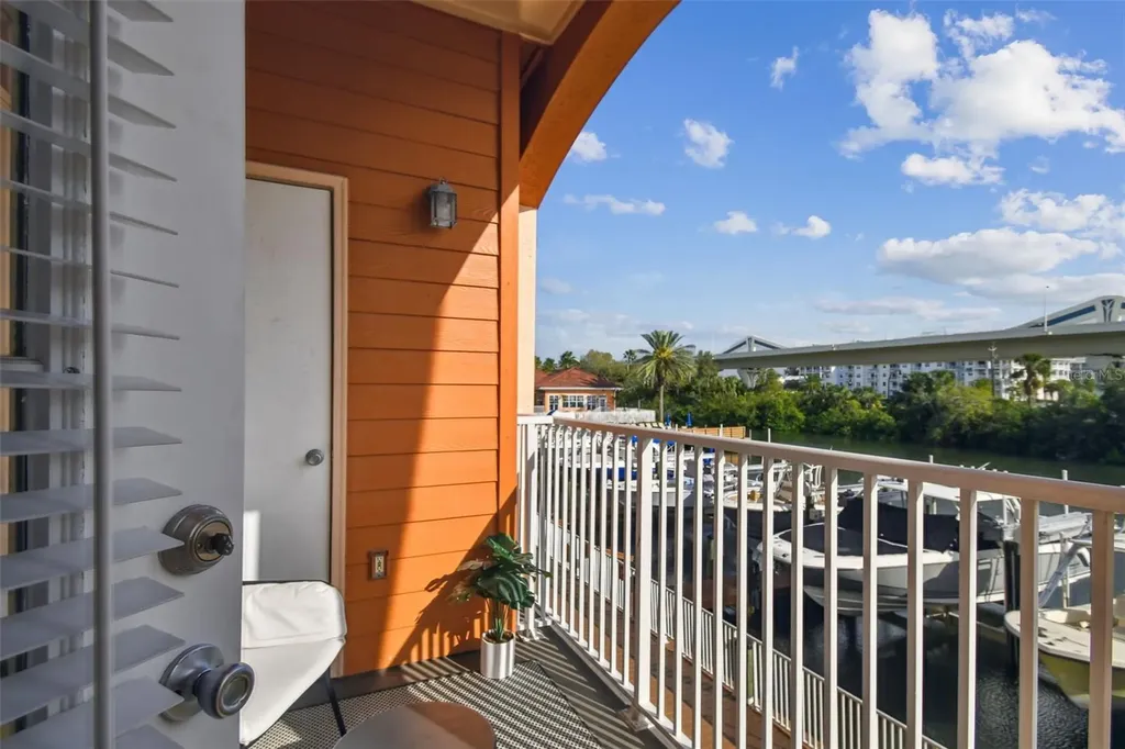 5000 Culbreath Key Way Tampa FL 33611