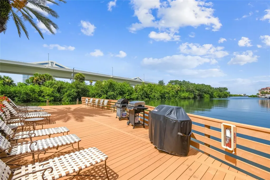 5000 Culbreath Key Way Tampa FL 33611