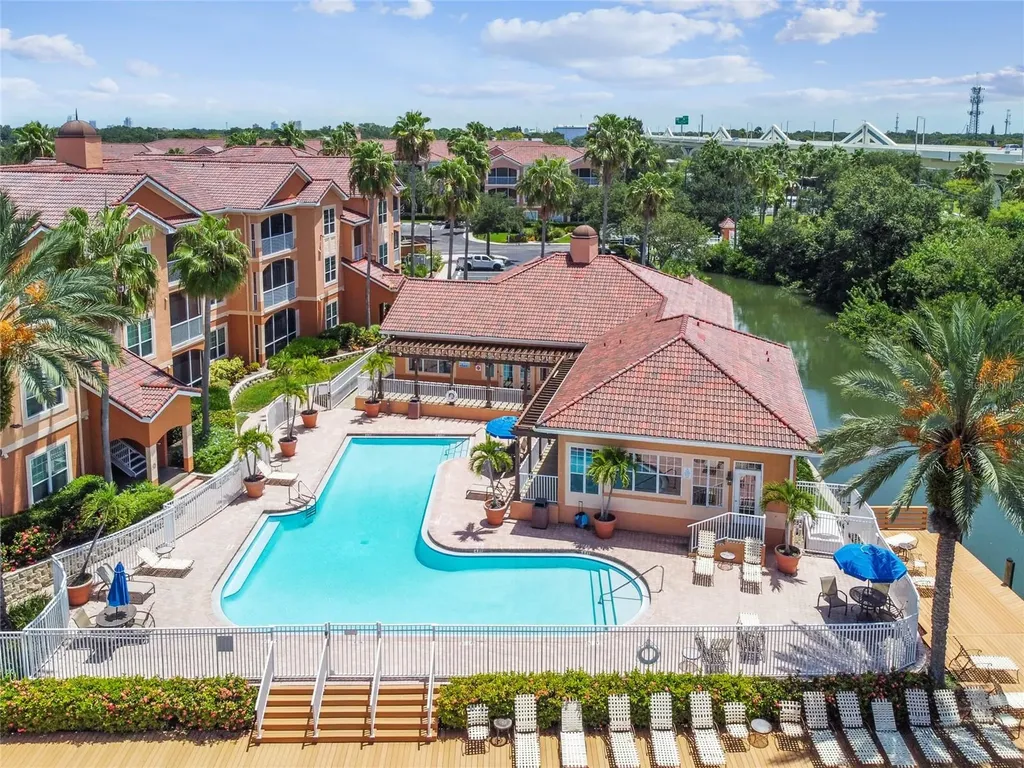 5000 Culbreath Key Way Tampa FL 33611