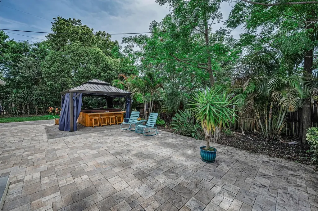 6906 297th Avenue N Clearwater FL 33761