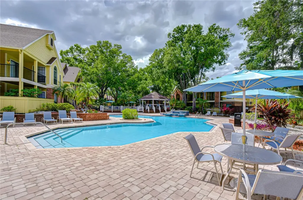 8723 Fancy Finch Drive Tampa FL 33614
