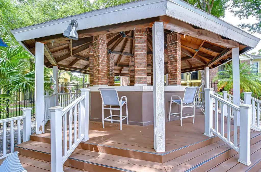 8723 Fancy Finch Drive Tampa FL 33614