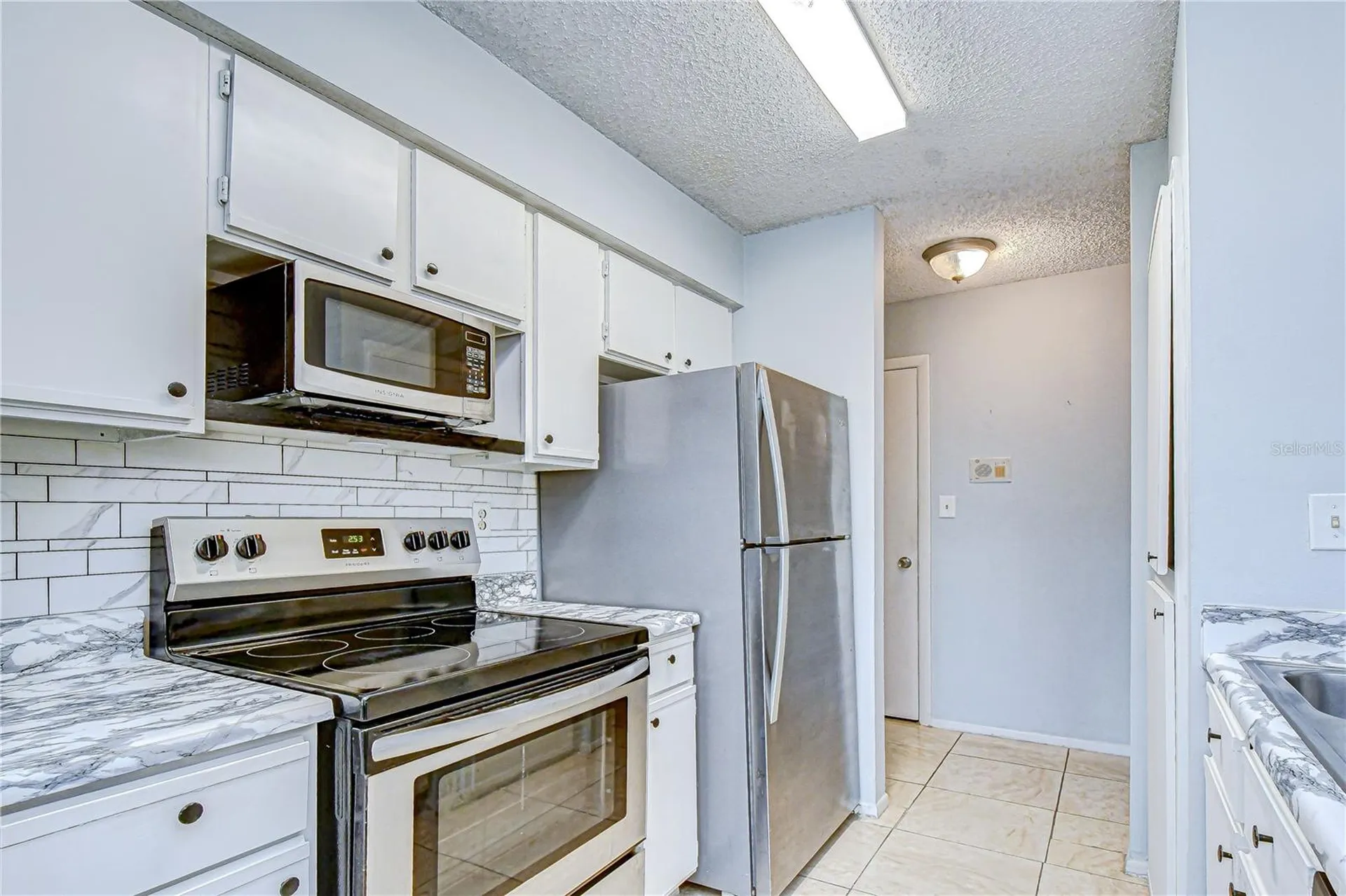 8723 Fancy Finch Drive Tampa FL 33614