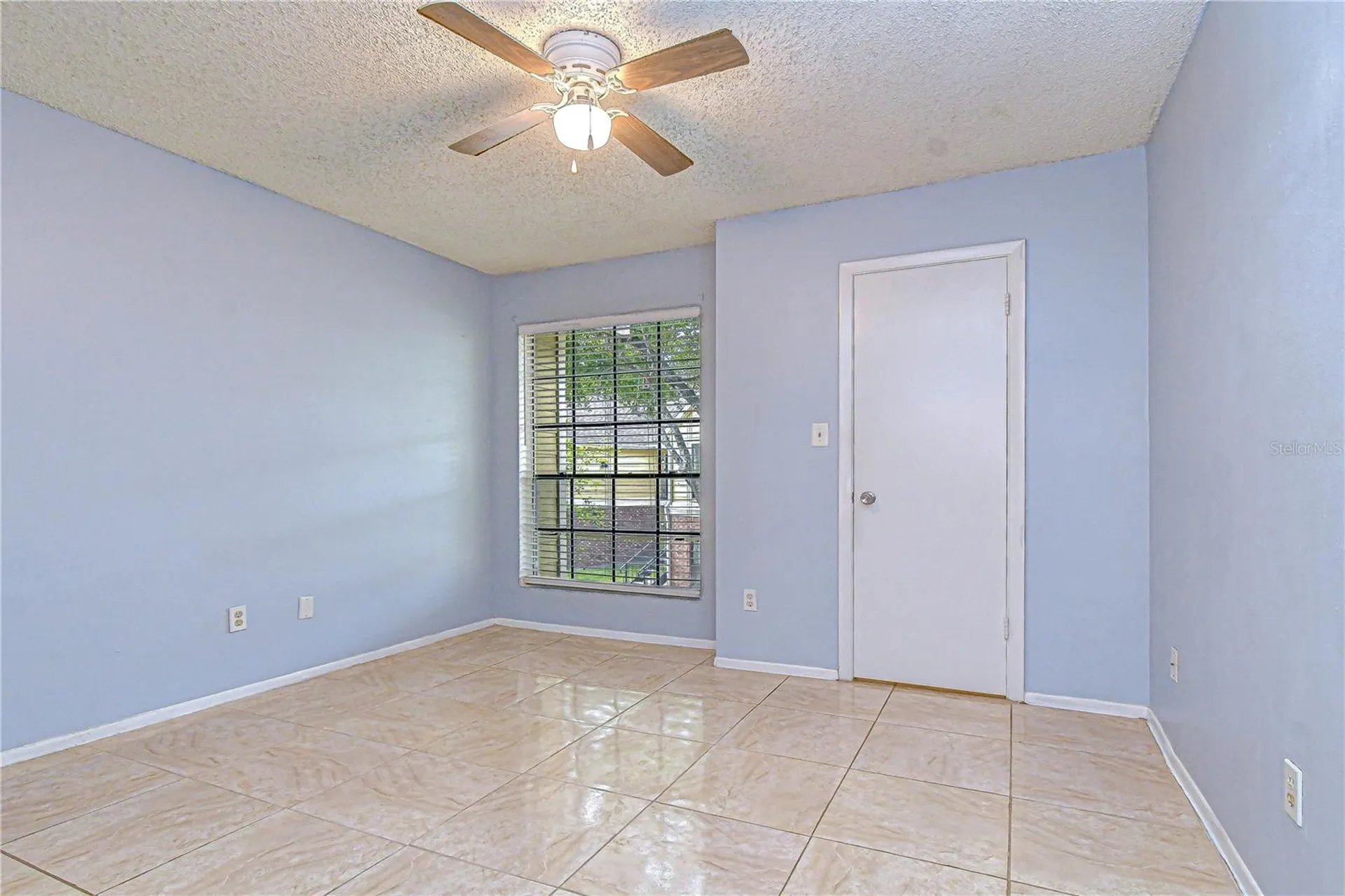 8723 Fancy Finch Drive Tampa FL 33614