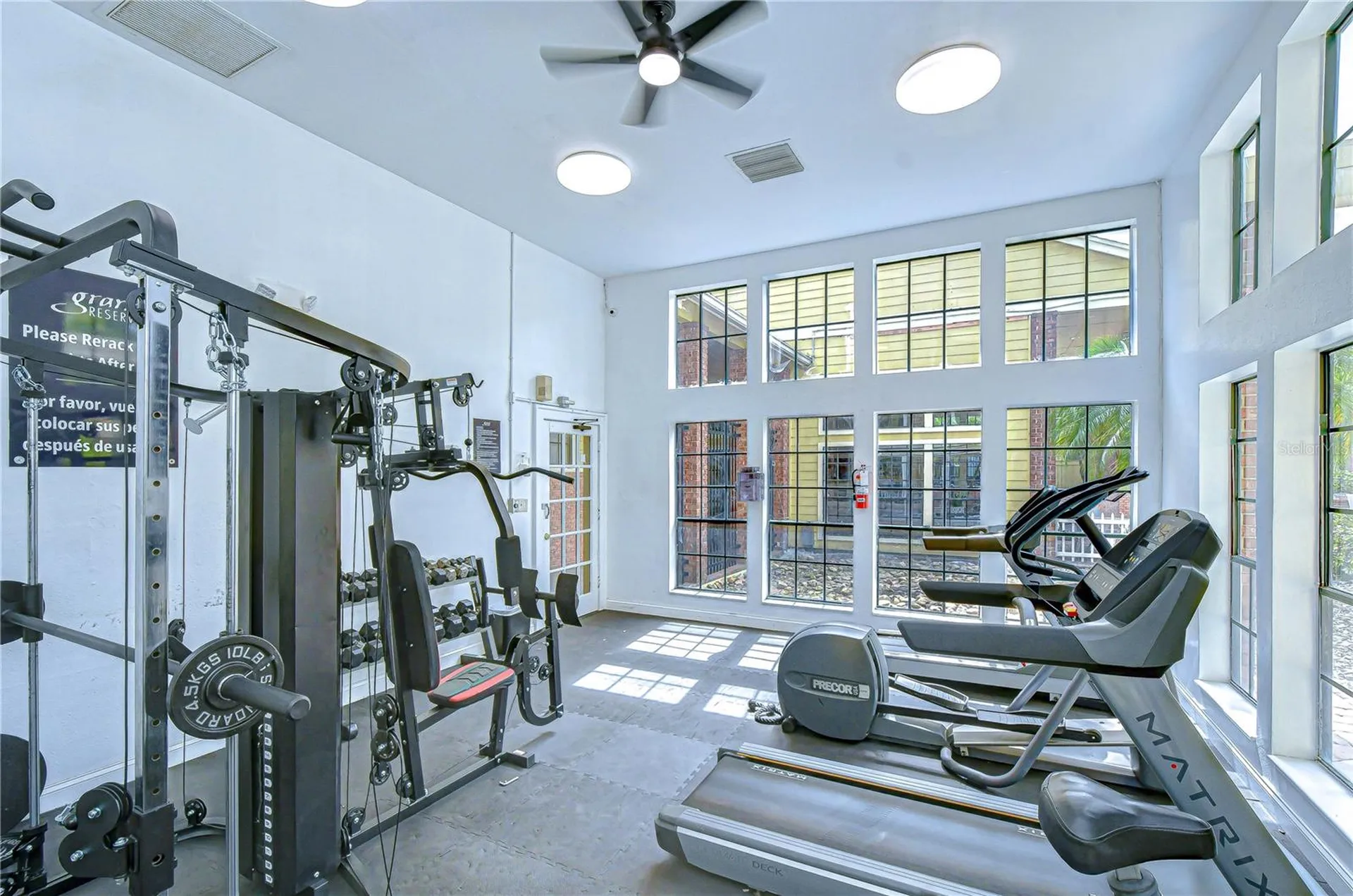 8723 Fancy Finch Drive Tampa FL 33614