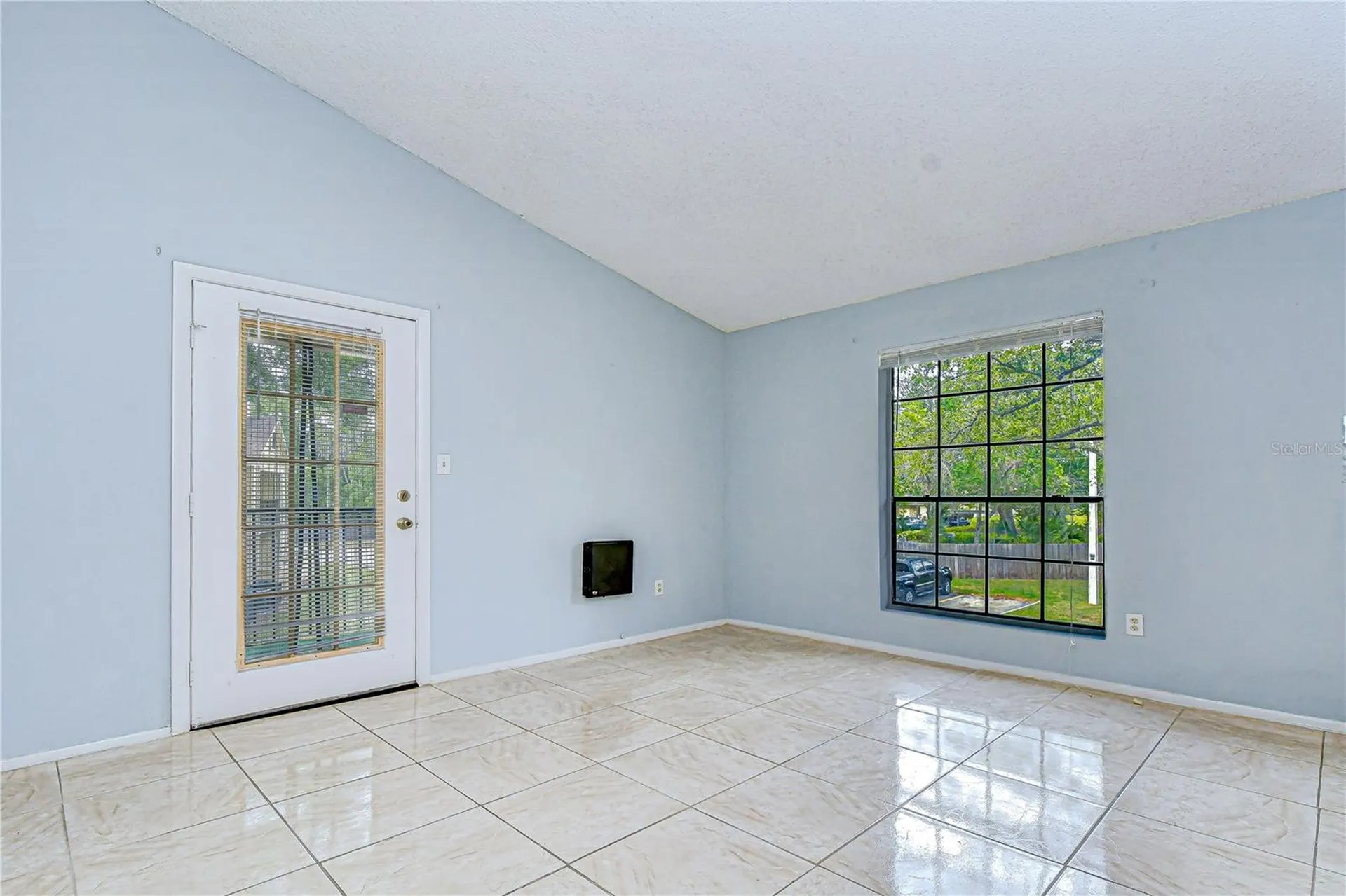 8723 Fancy Finch Drive Tampa FL 33614