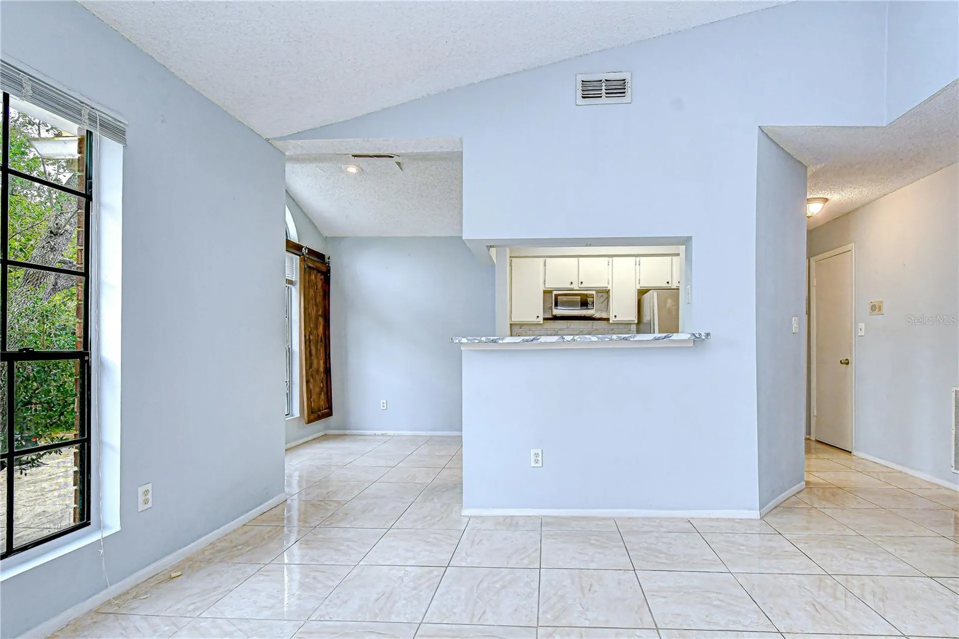 8723 Fancy Finch Drive Tampa FL 33614