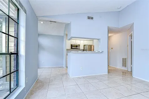 8723 Fancy Finch Drive Tampa FL 33614