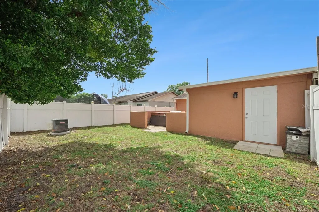 6837 Edgefield Lane Orlando FL 32822